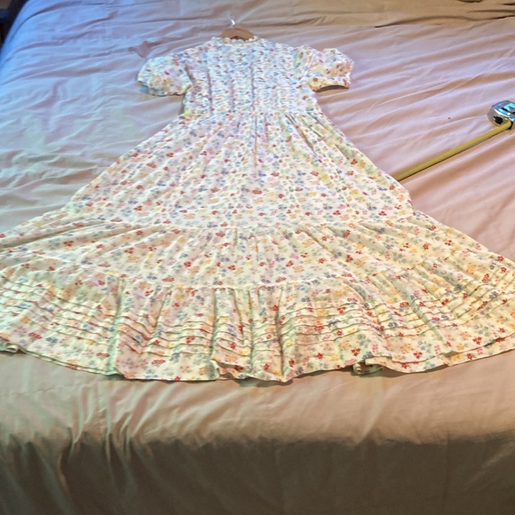 Doen Hathaway - Picture 12 of 17